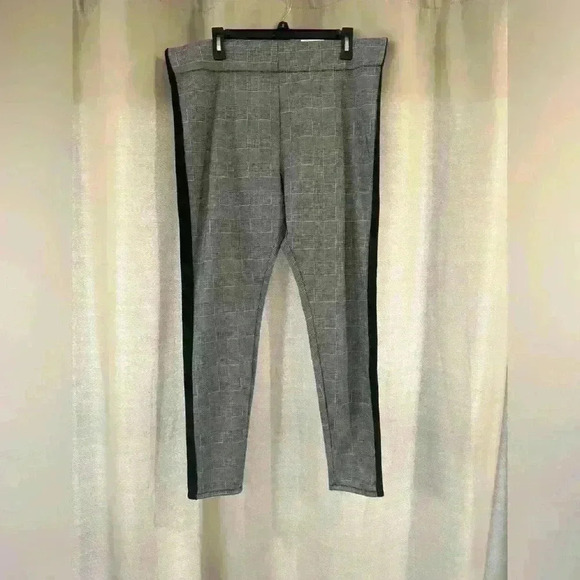 Mixit Pants - Women’s Black Mixit Pants